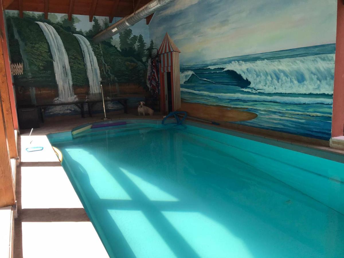 La Casa Malvarrosa Ampuero Bagian luar foto