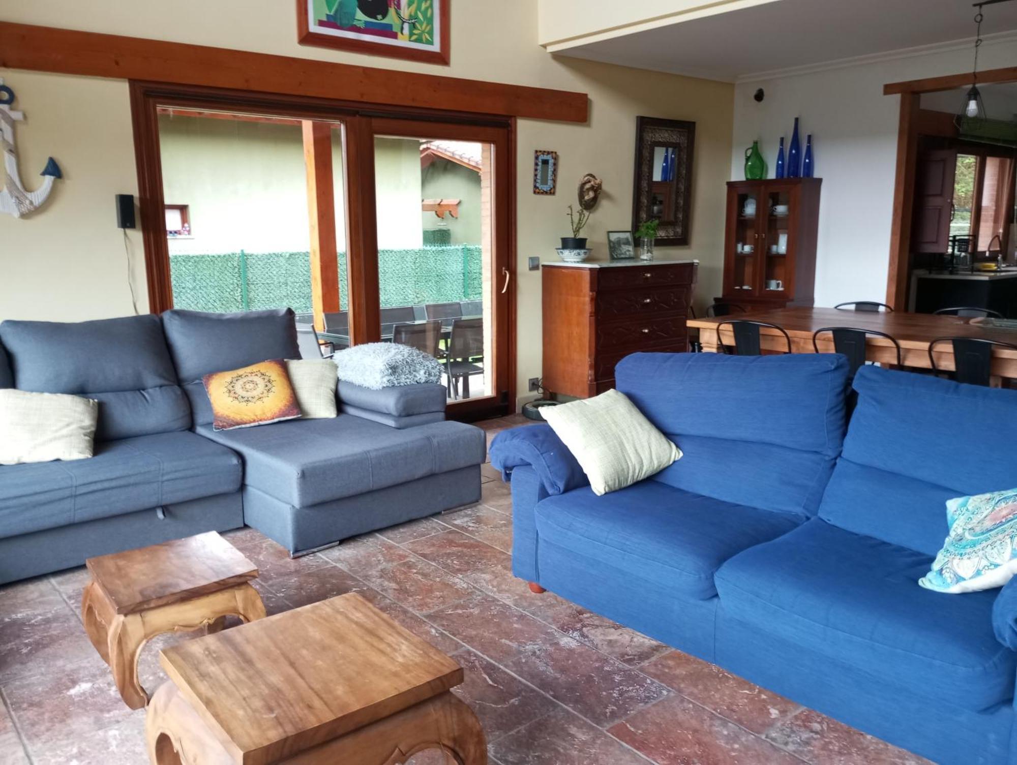 La Casa Malvarrosa Ampuero Bagian luar foto