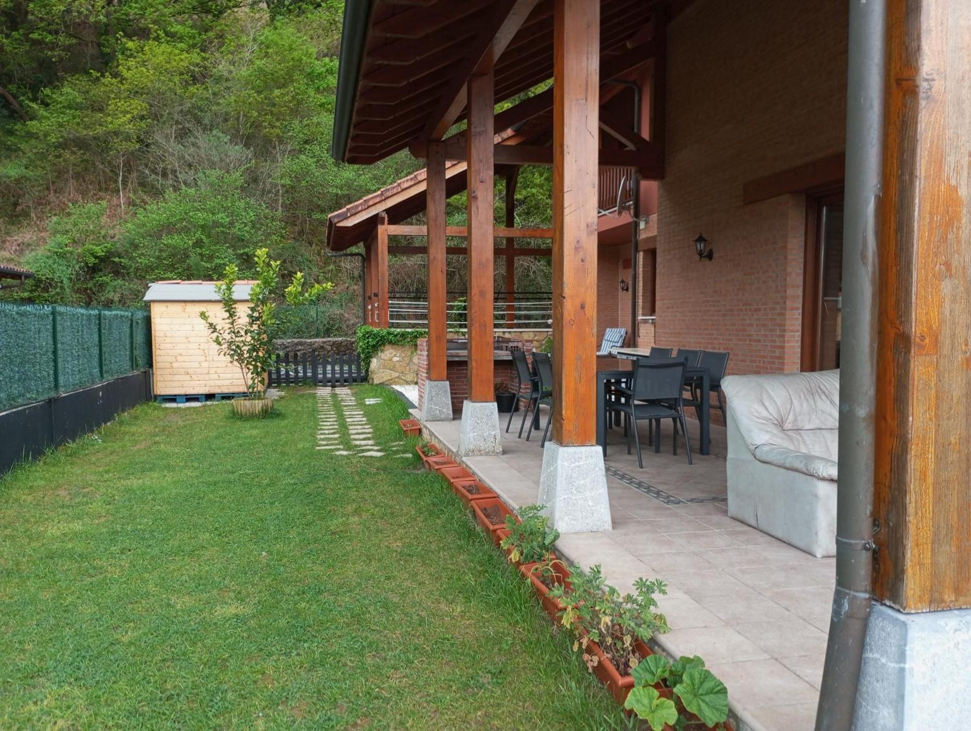 La Casa Malvarrosa Ampuero Bagian luar foto