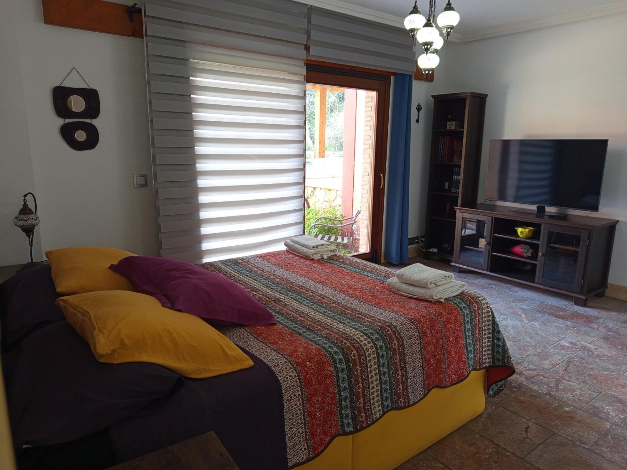 La Casa Malvarrosa Ampuero Bagian luar foto